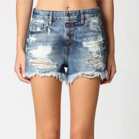 Hidden Riddle Button Front Denim Shorts HD4871M - Picture 1 of 6